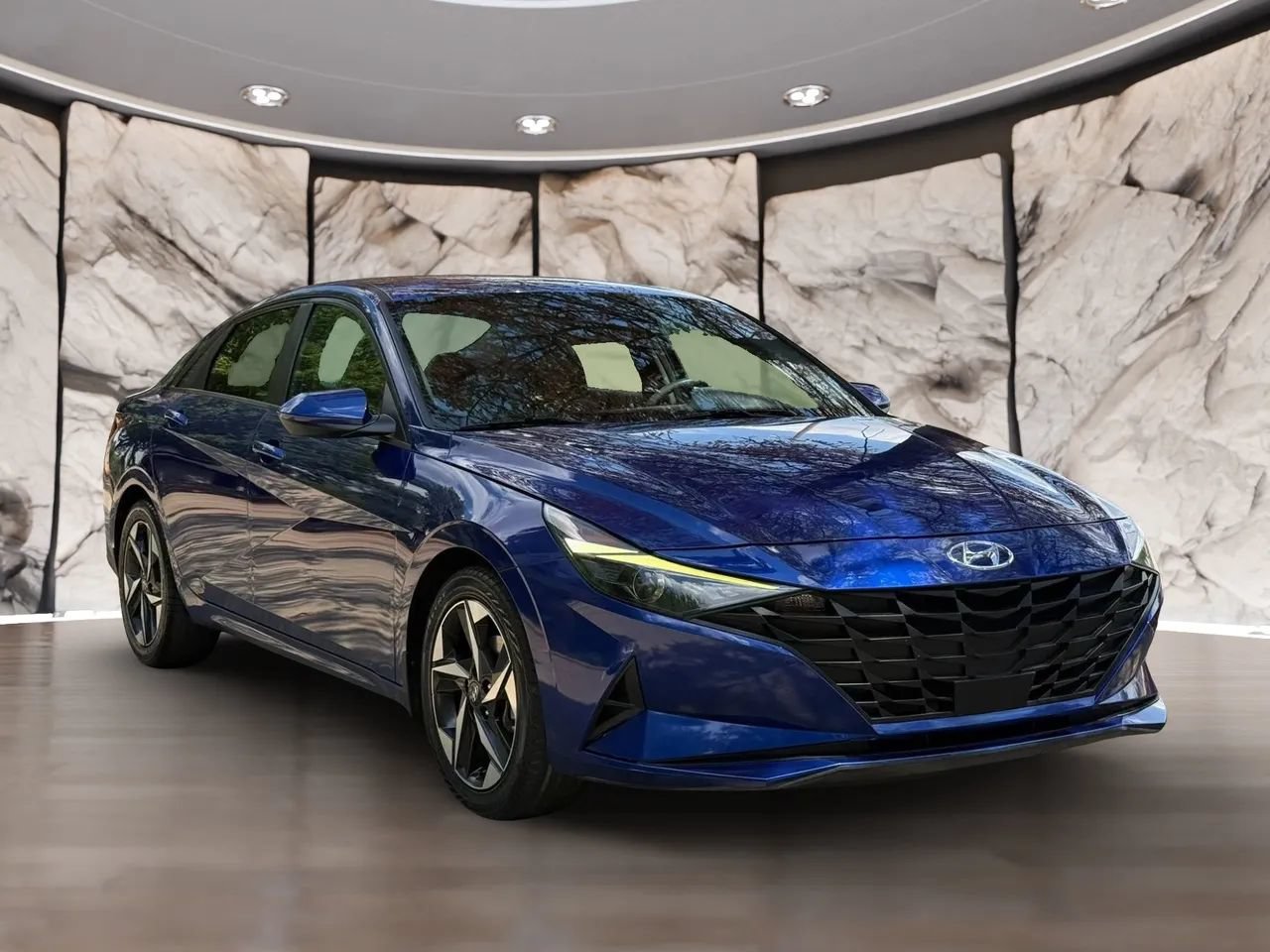 Used 2023 Hyundai Elantra SEL w/ Convenience Package FWD image 8