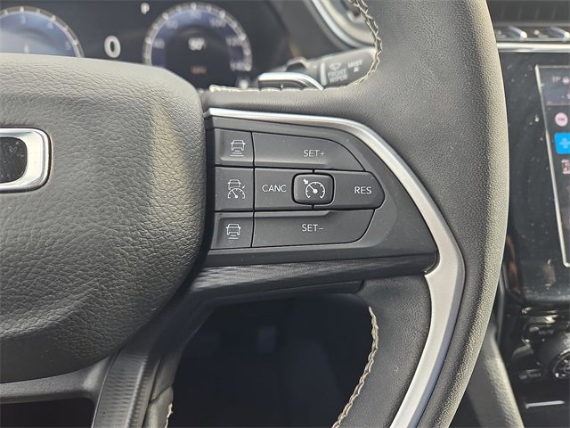 Used 2024 Jeep Grand Cherokee L Laredo w/ Luxury Tech Group I image 24