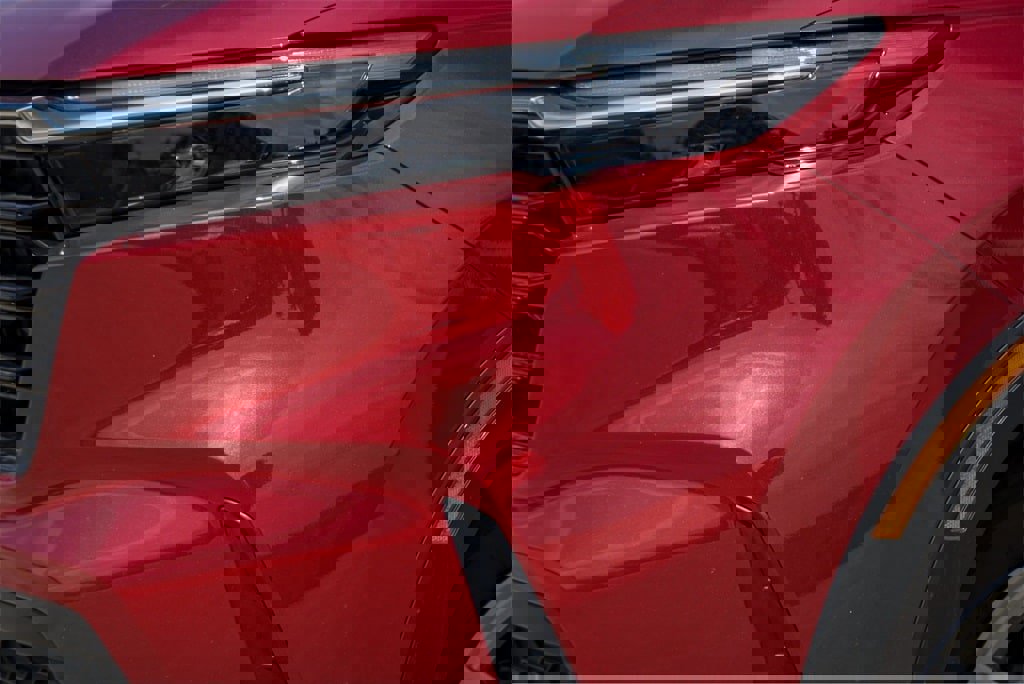 Used 2025 Honda CR-V EX image 3