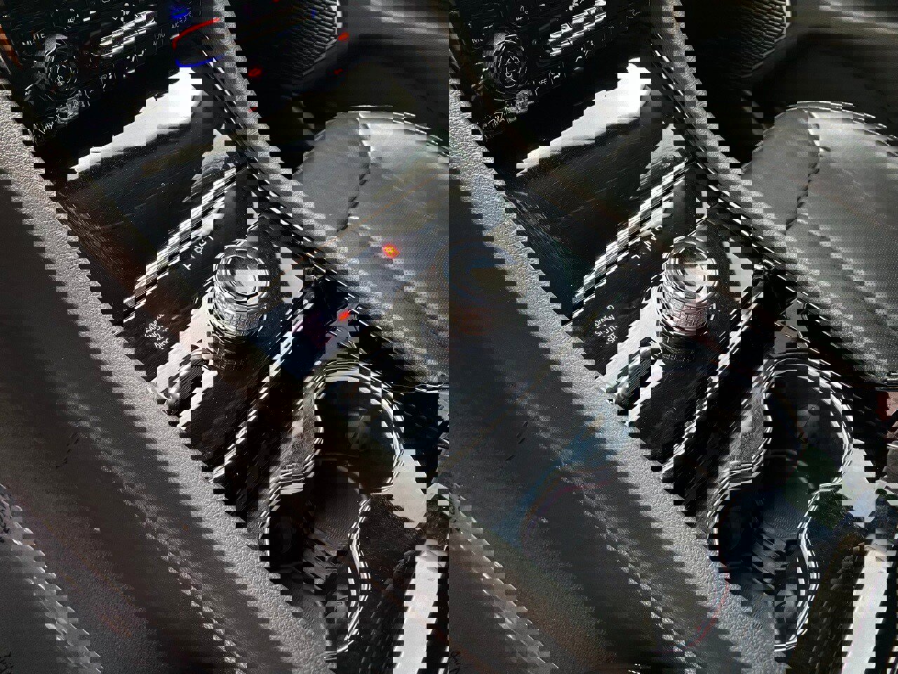 Used 2023 Jeep Grand Cherokee L Limited w/ Luxury Tech Group II image 32