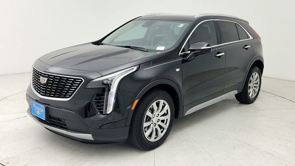 Certified 2023 Cadillac XT4 Premium Luxury w/ Cold Weather Package image 4
