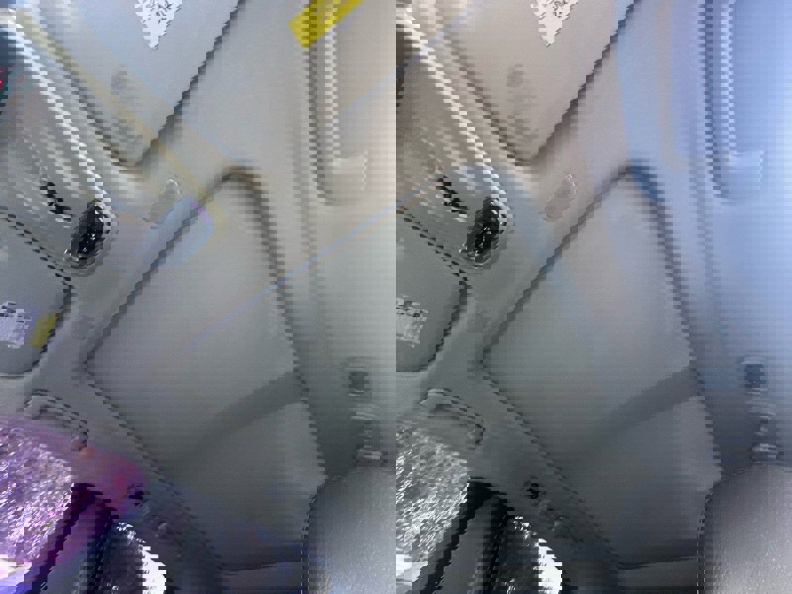 Used 2018 Volvo XC60 T5 Momentum w/ Convenience Package image 32