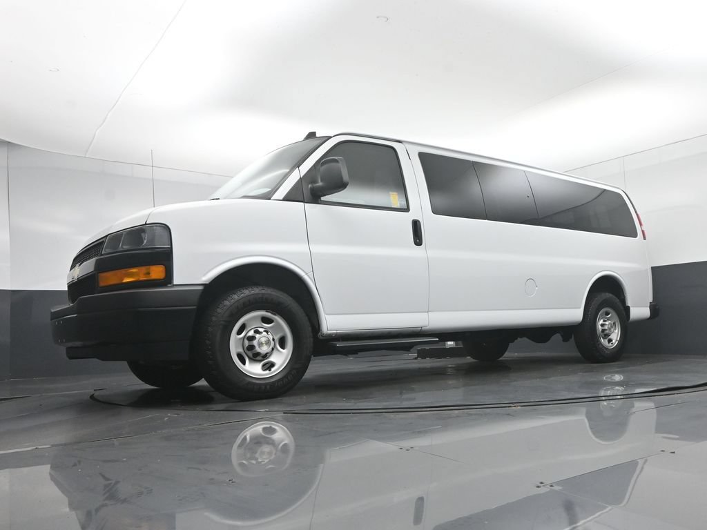 Used 2023 Chevrolet Express 3500 LS RWD image 47