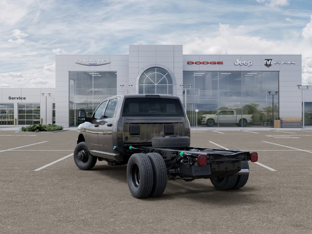 New 2026 RAM 3500 Tradesman AWD/4WD image 3