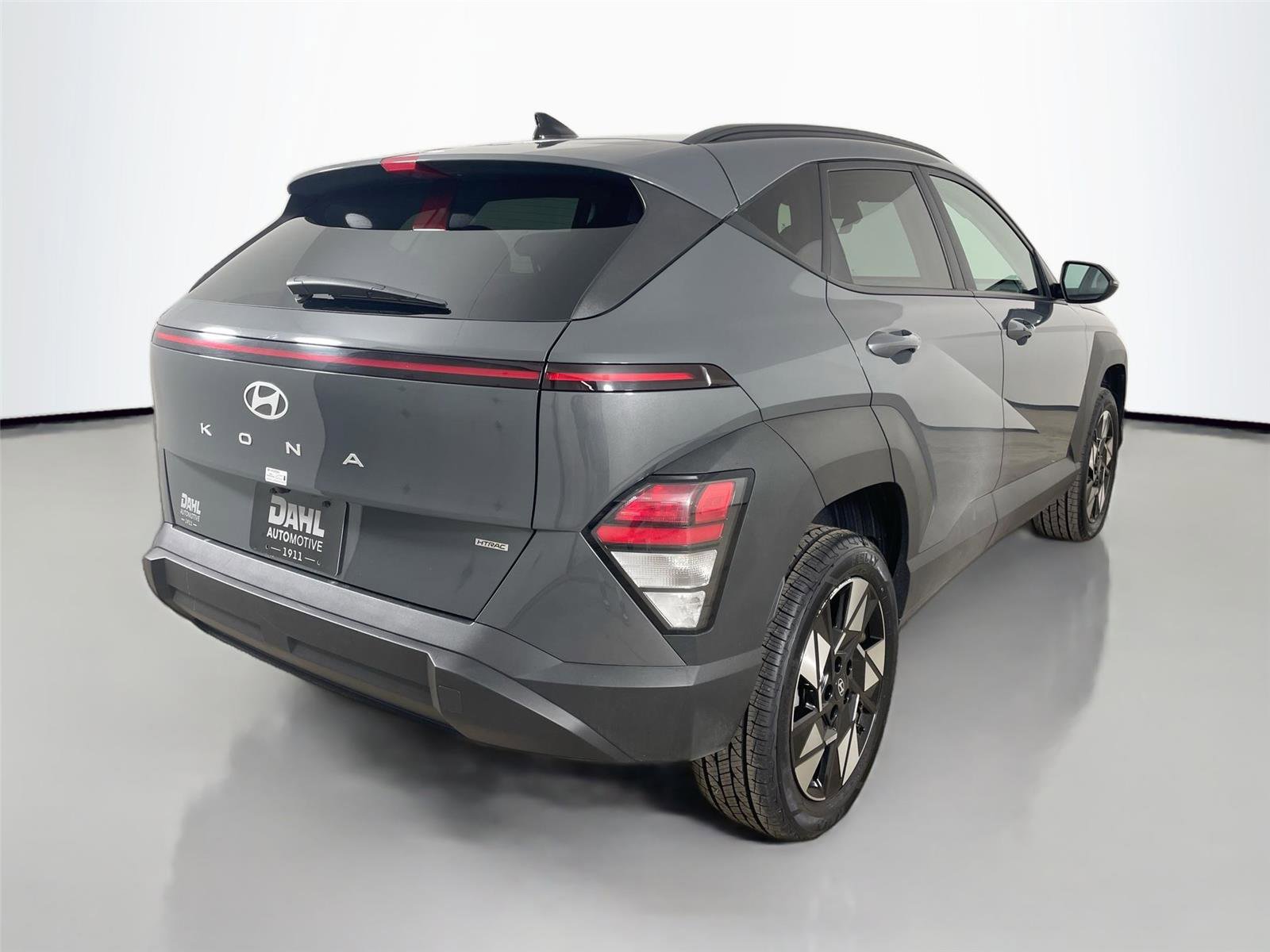 Used 2025 Hyundai Kona SEL AWD/4WD image 13