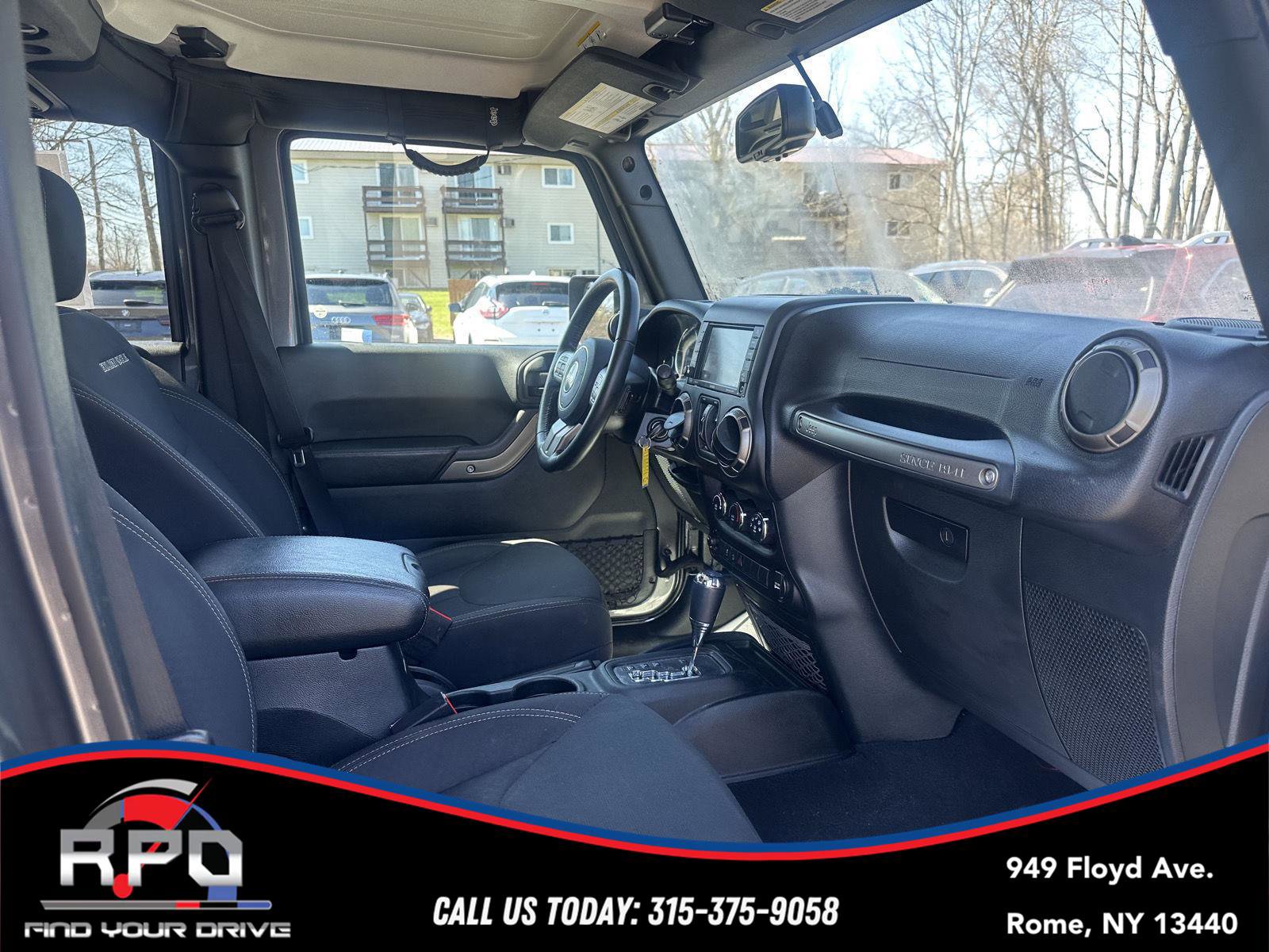 Used 2018 Jeep Wrangler Unlimited Sport image 20