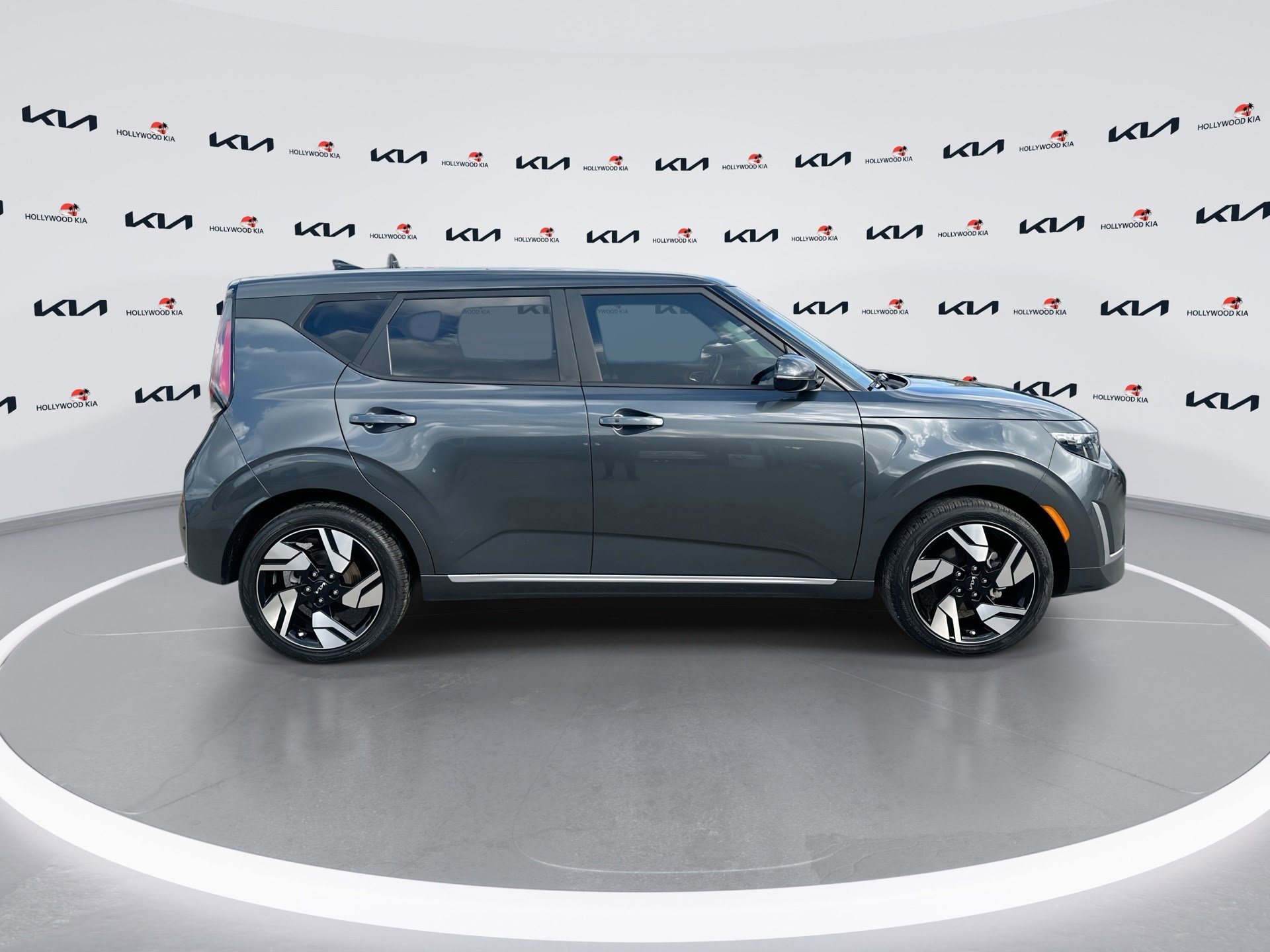 Used 2024 Kia Soul GT-Line FWD image 9