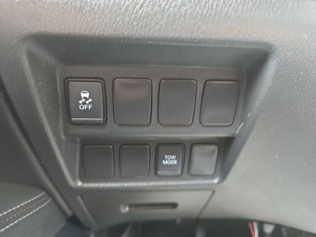 Used 2019 Nissan Pathfinder S image 10