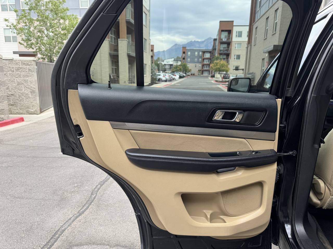 Used 2016 Ford Explorer 4WD image 21