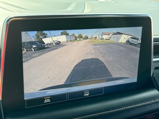 Used 2021 GMC Yukon XL AT4 AWD/4WD image 17
