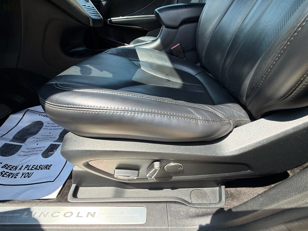 Used 2017 Lincoln MKC Select AWD/4WD image 10