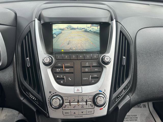 Used 2017 Chevrolet Equinox LT w/ Midnight Edition image 22