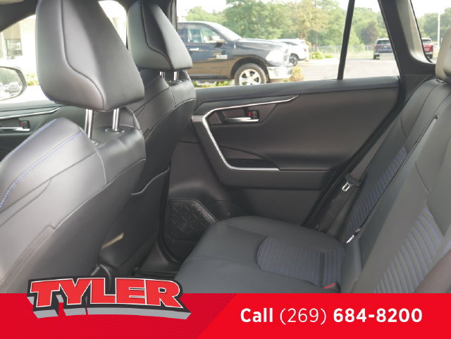 Used 2023 Toyota RAV4 XSE w/ XSE Grade Weather Package AWD/4WD image 43