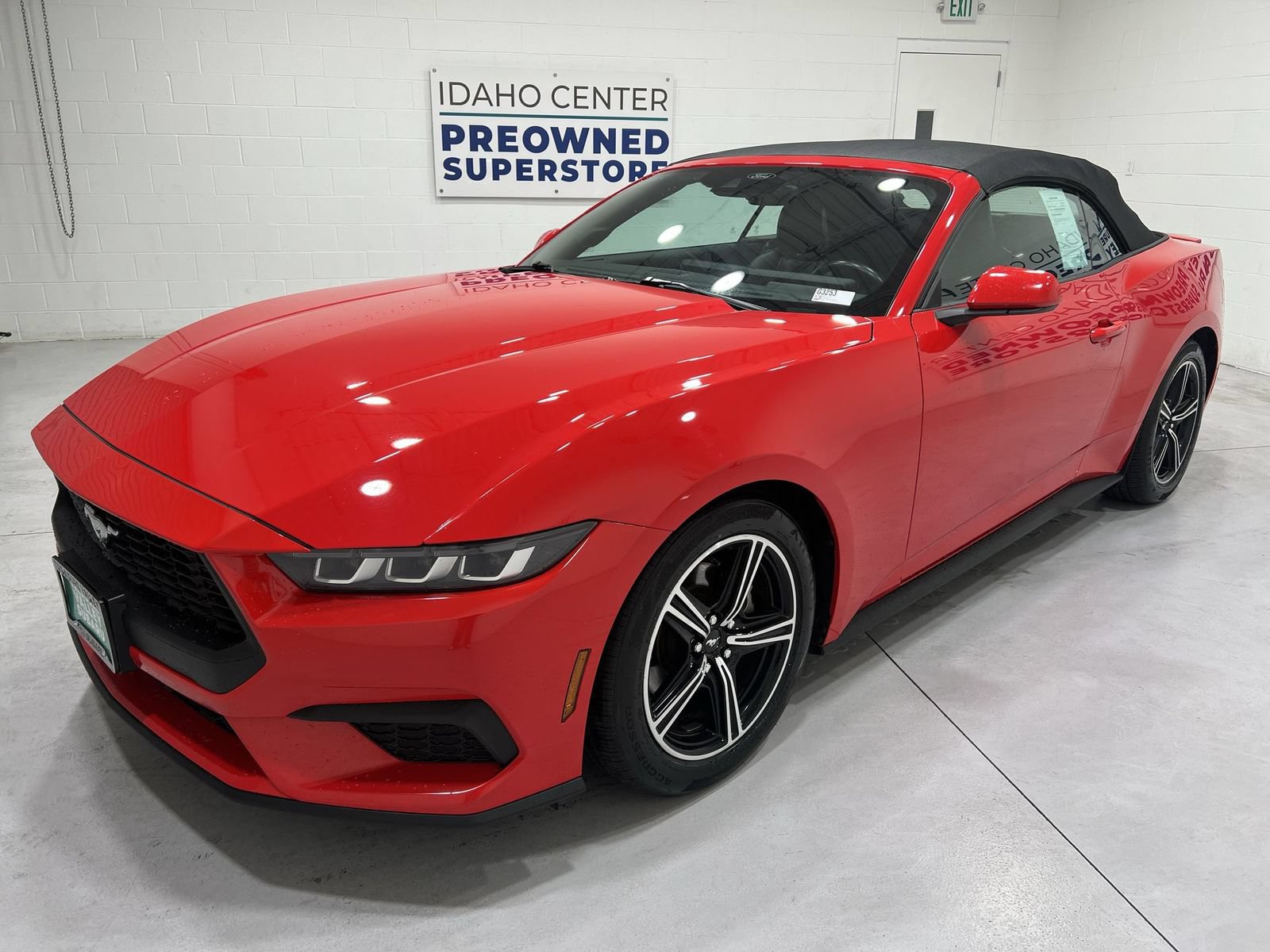 Used 2024 Ford Mustang Premium RWD image 4