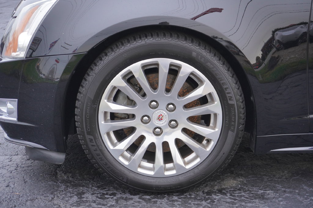 Used 2010 Cadillac CTS Premium AWD/4WD image 10