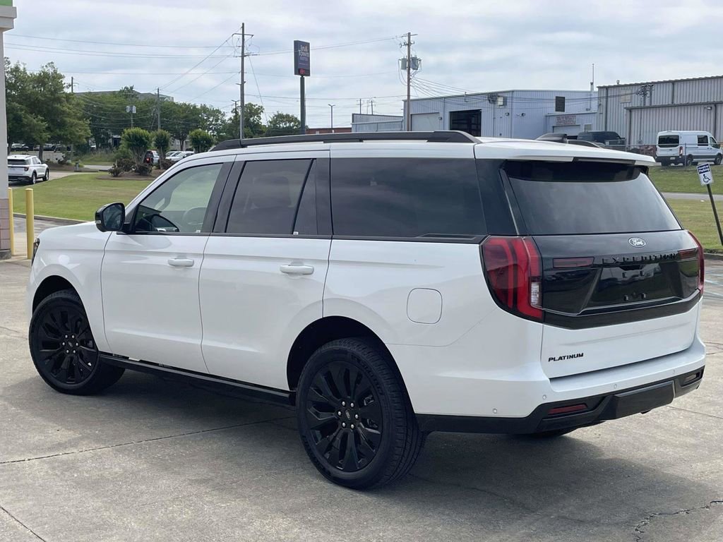 New 2025 Ford Expedition Platinum w/ Stealth Appearance Package image 5