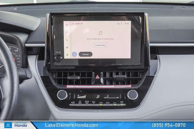 Used 2025 Toyota Corolla Cross L image 19