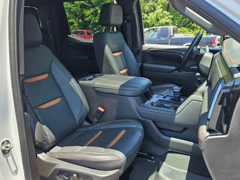 Used 2024 GMC Sierra 1500 AT4 w/ AT4 Preferred Package image 16