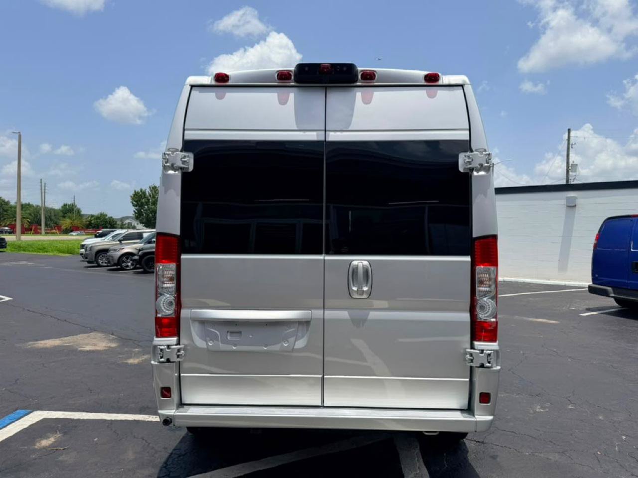Used 2023 RAM ProMaster 2500 w/ Premium Convenience Group (B) FWD image 8