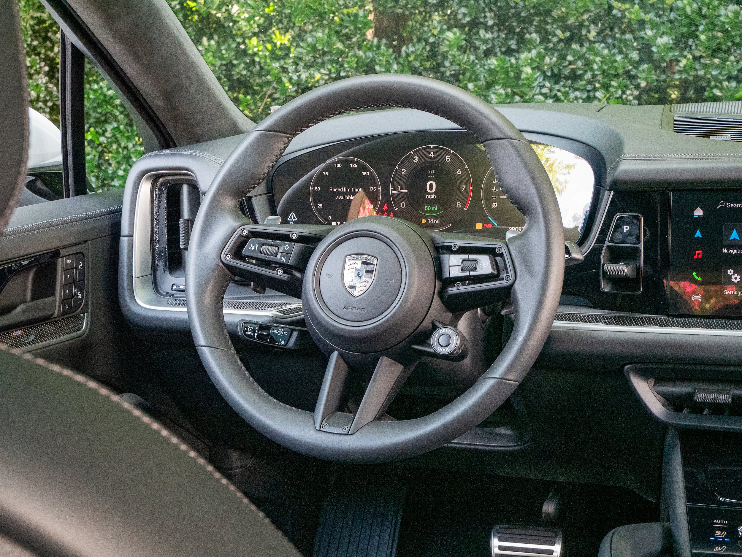 New 2025 Porsche Cayenne Turbo AWD/4WD image 25