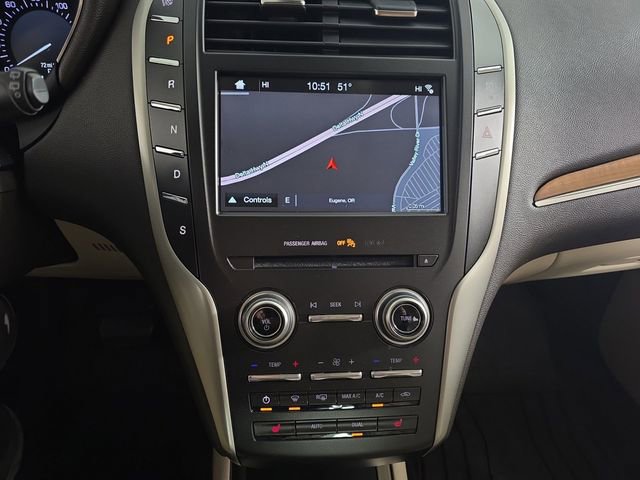 Used 2018 Lincoln MKC Select w/ Select Plus Package AWD/4WD image 13