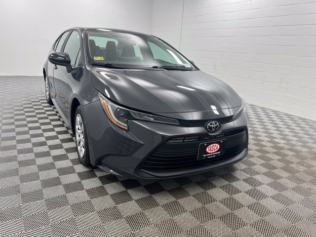 Used 2023 Toyota Corolla LE FWD image 1