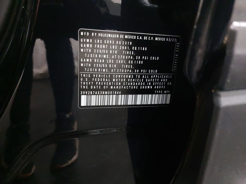 Used 2022 Volkswagen Tiguan SE image 35