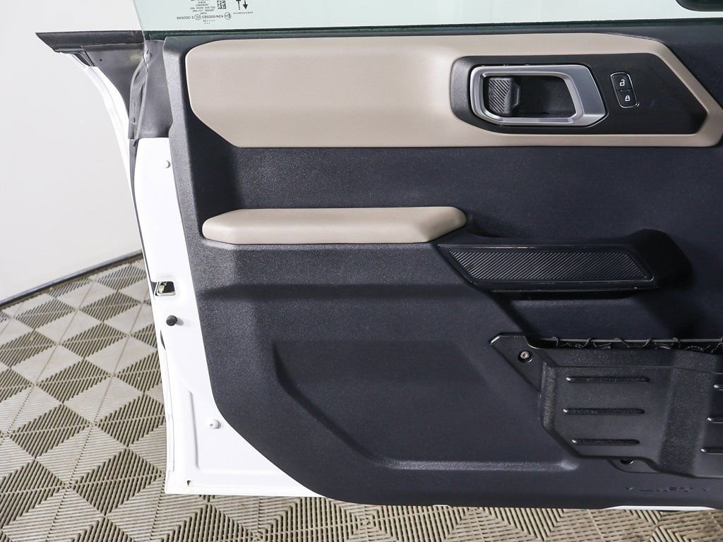 Used 2022 Ford Bronco Big Bend image 15