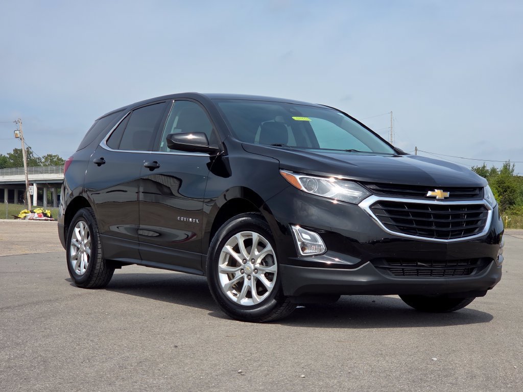 Used 2020 Chevrolet Equinox LT FWD image 2