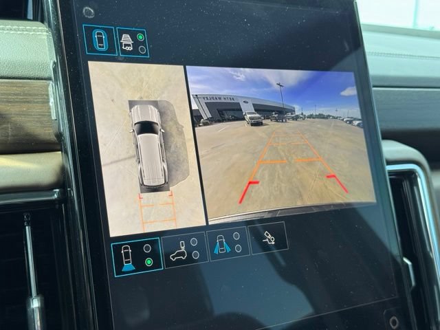 Used 2025 GMC Yukon Denali Ultimate AWD/4WD image 34