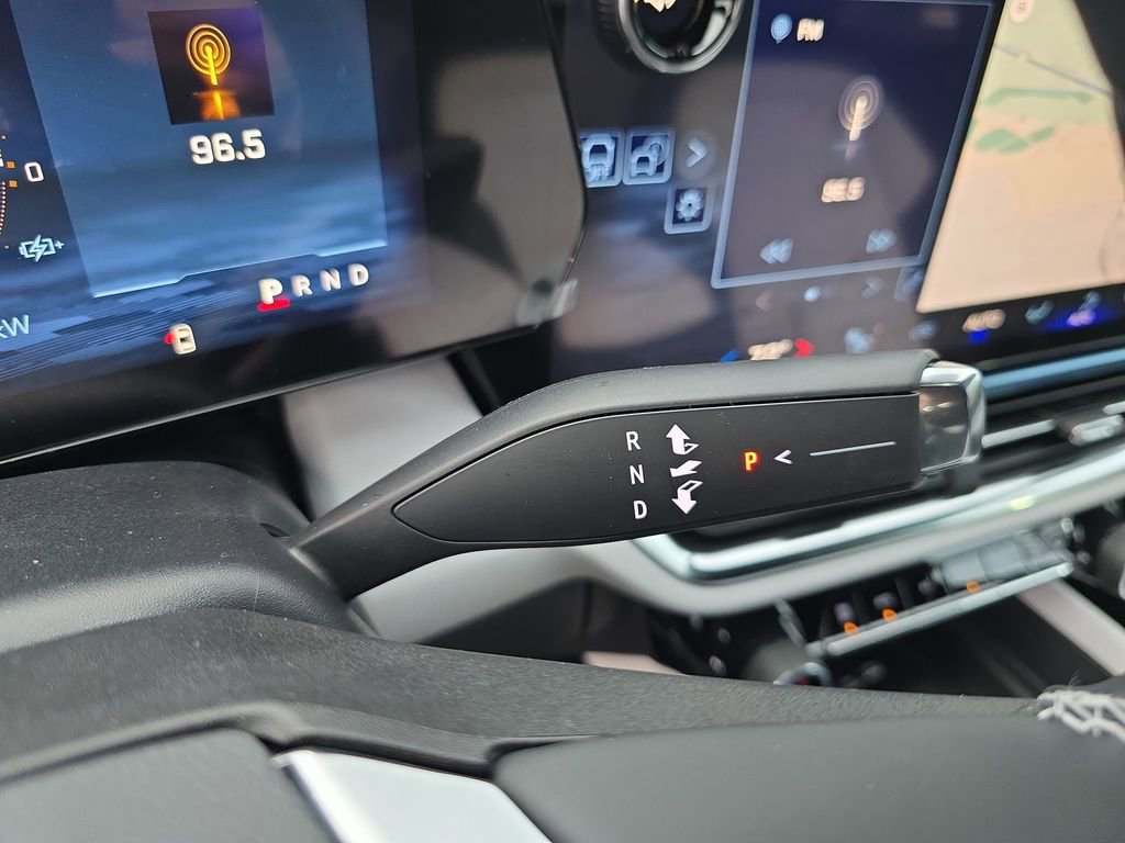 New 2026 Chevrolet Equinox EV LT image 18