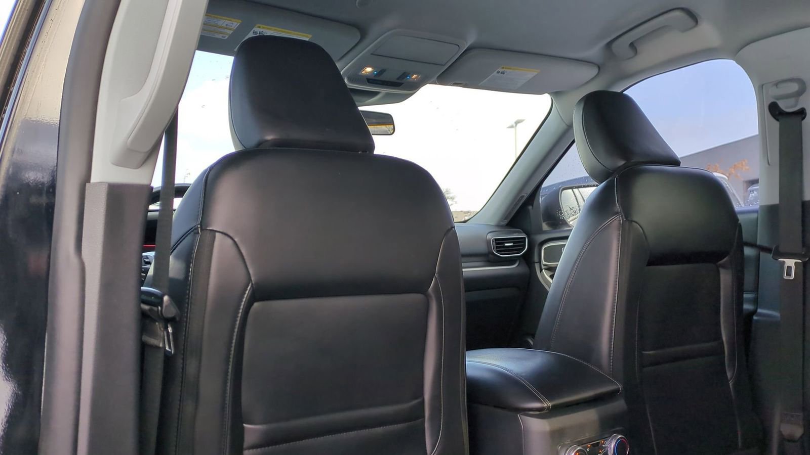 Certified 2021 Ford Explorer XLT w/ Equipment Group 202A image 20