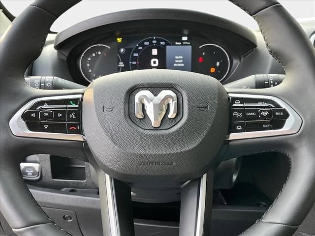 New 2025 RAM ProMaster 3500 w/ Quick Order Package 22G SLT image 13