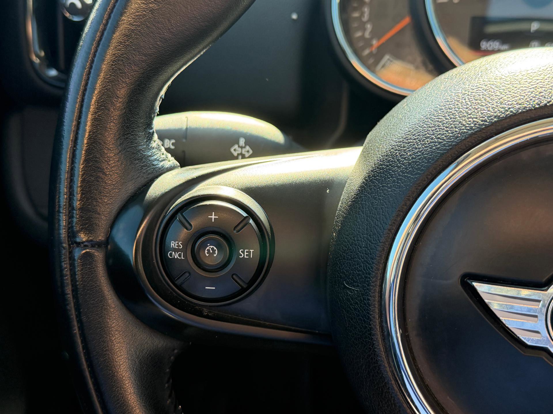Used 2017 MINI Cooper Countryman FWD image 12
