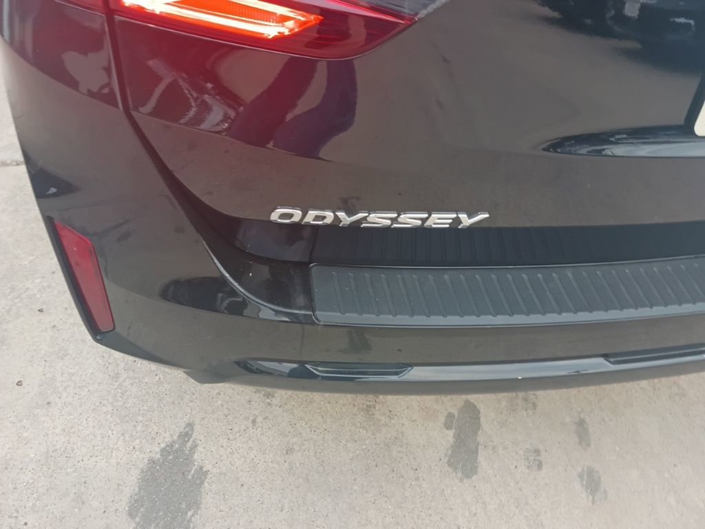 Used 2025 Honda Odyssey Sport-L image 12