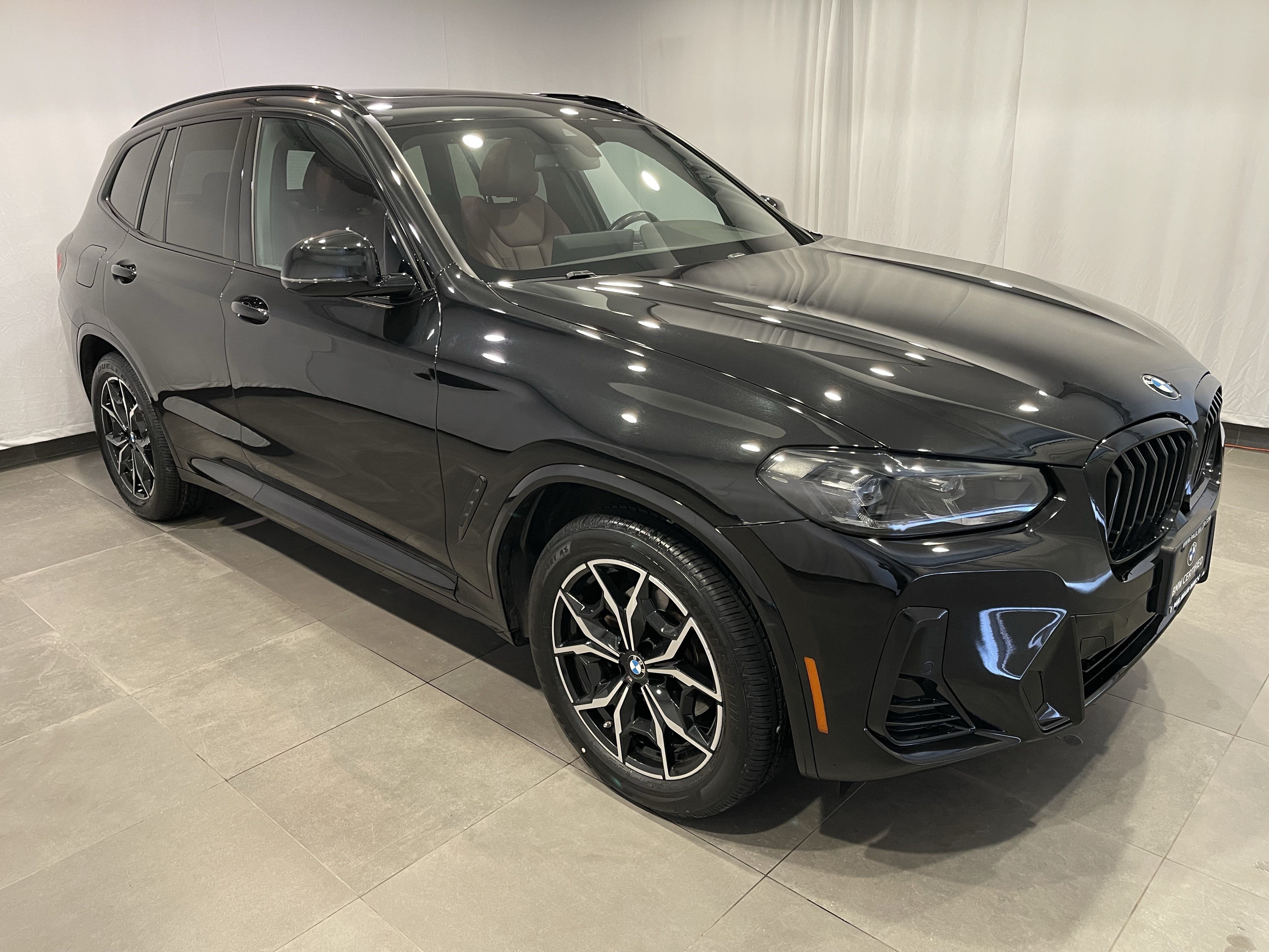 Certified 2023 BMW X3 xDrive30i w/ M Sport Package AWD/4WD image 3