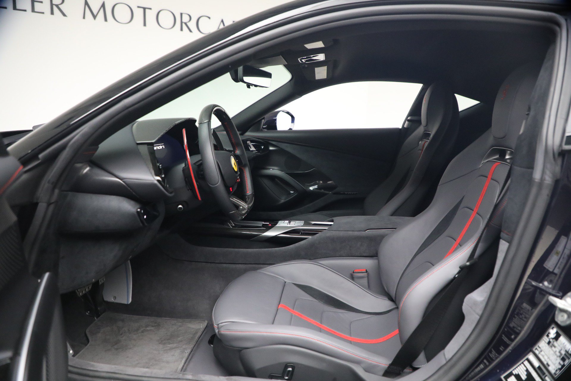 Used 2025 Ferrari 12Cilindri RWD image 14