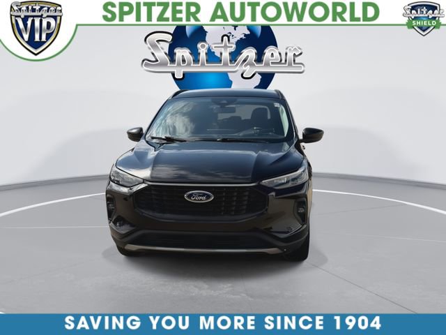 Used 2025 Ford Escape Platinum AWD/4WD image 4