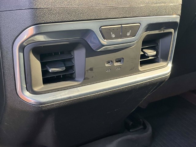 Used 2022 Chevrolet Silverado 1500 LTZ w/ LTZ Premium Package AWD/4WD image 20