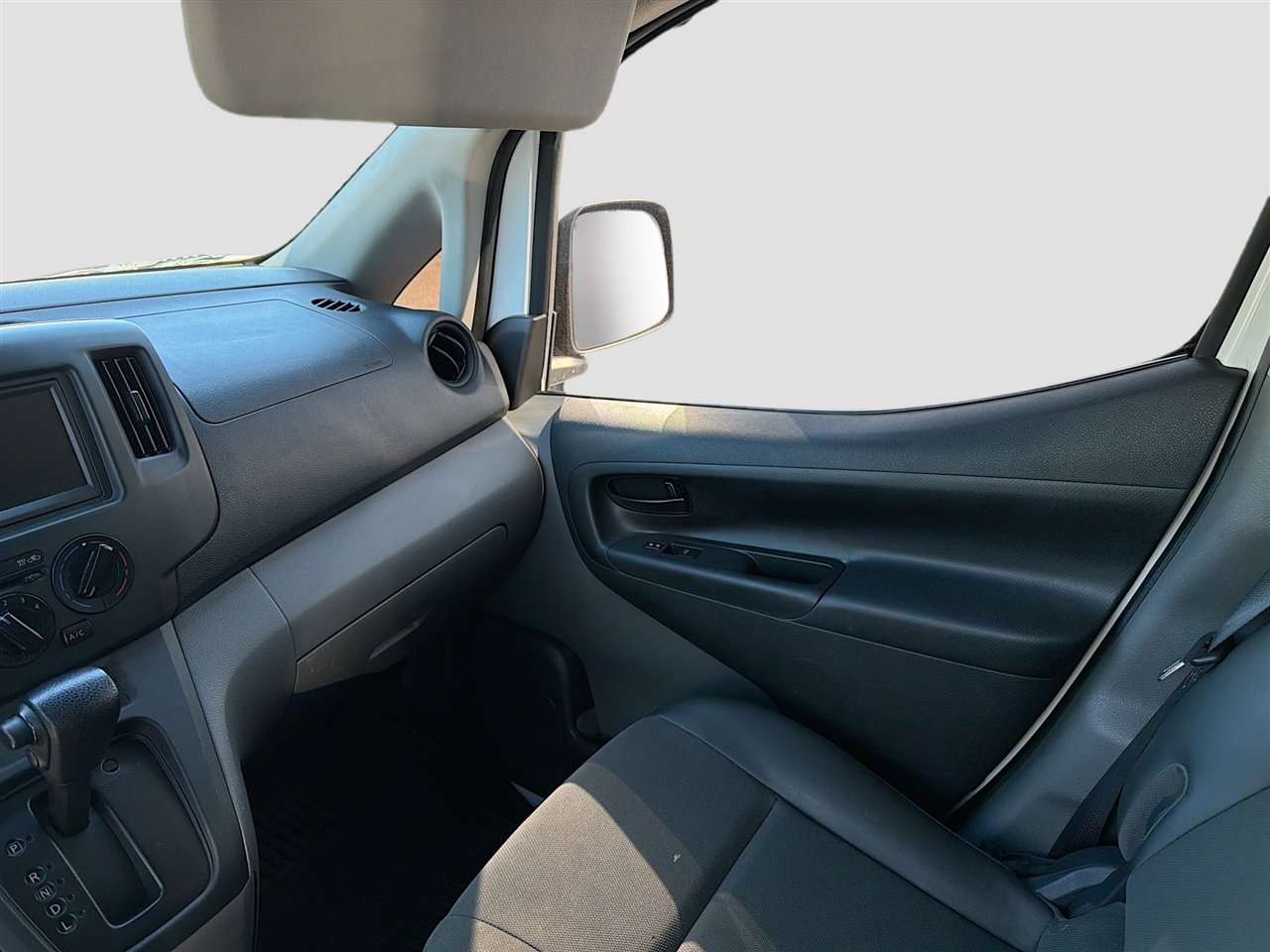 Used 2021 Nissan NV200 S image 19