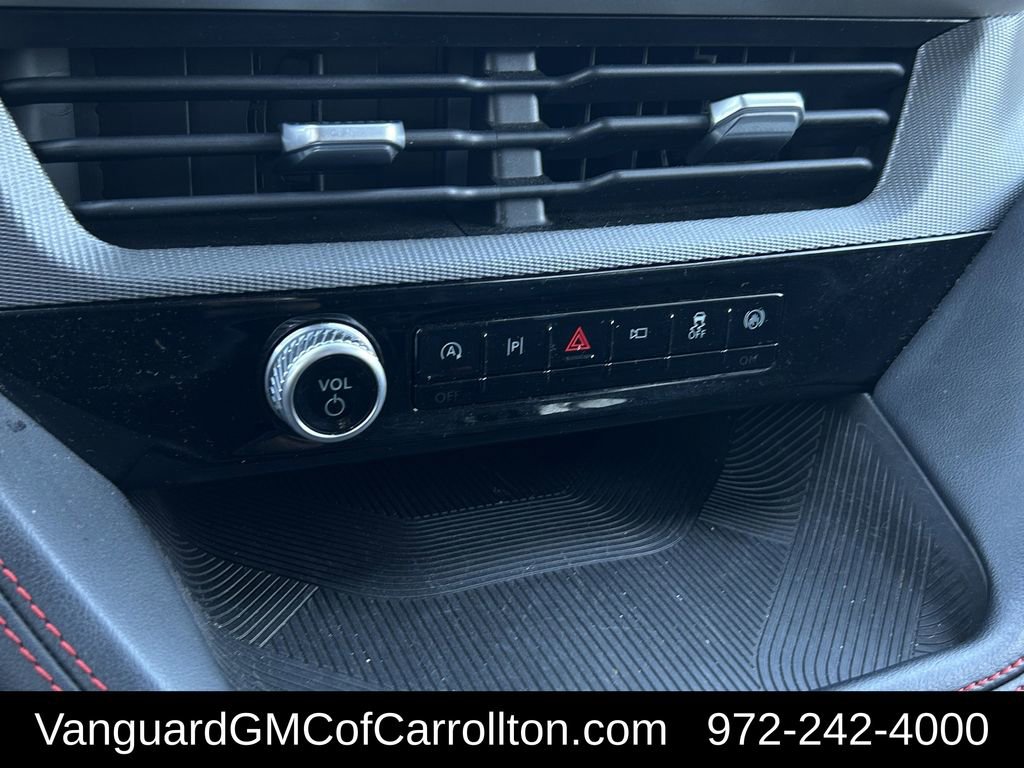 Used 2025 Ford Explorer ST-Line w/ ST-Line Street Pack AWD/4WD image 22