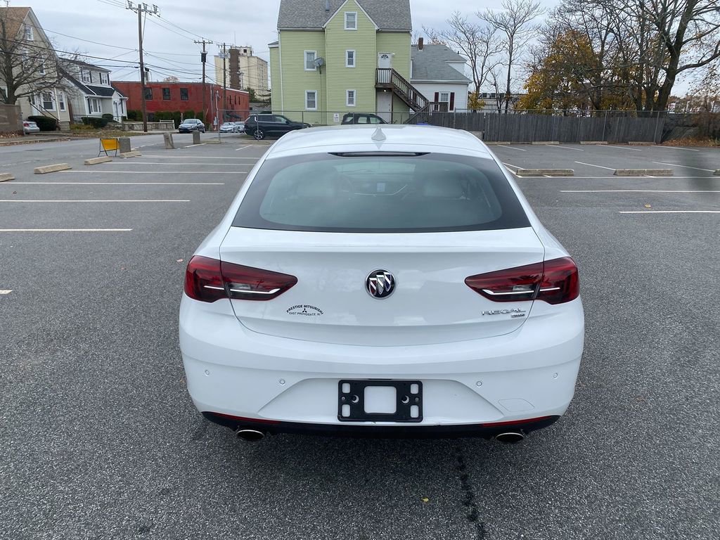 Used 2019 Buick Regal Essence w/ Driver Confidence Package I image 6