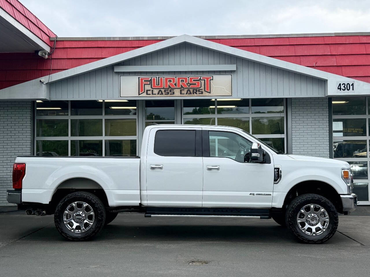 Used 2020 Ford F250 Lariat w/ Chrome Package AWD/4WD image 2