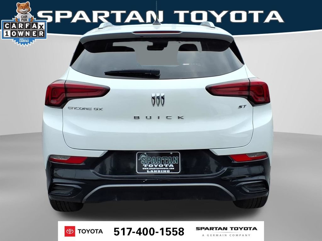 Used 2024 Buick Encore GX Sport Touring FWD image 8