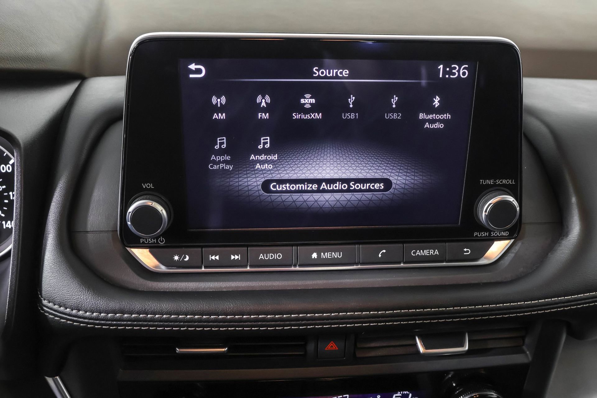 Used 2023 Nissan Rogue SV image 38