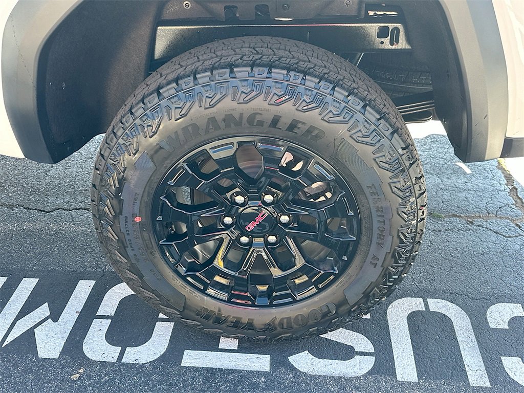 New 2026 GMC Canyon Elevation image 23
