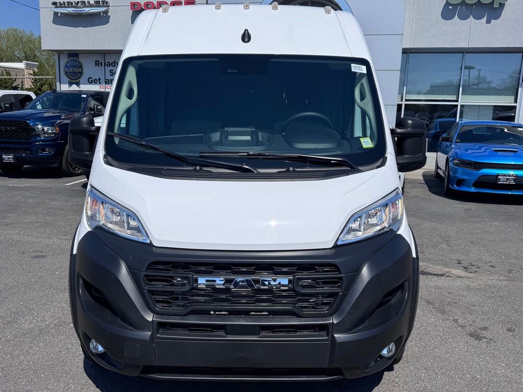 Used 2025 RAM ProMaster 3500 w/ Convenience Group FWD image 2