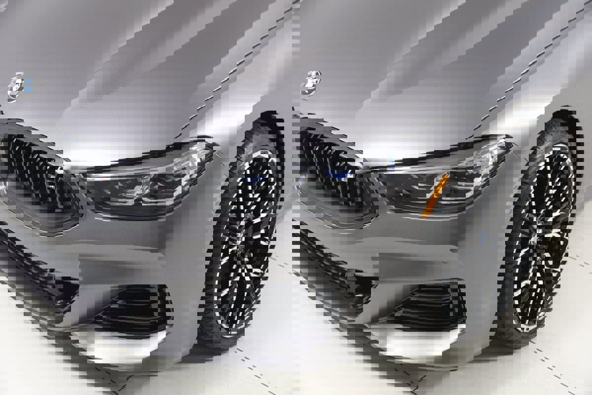 Used 2025 BMW M850i xDrive Coupe w/ M Sport Professional Package image 84