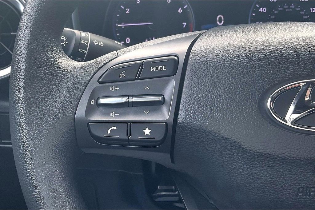 Used 2023 Hyundai Kona SEL w/ Cargo Package image 17