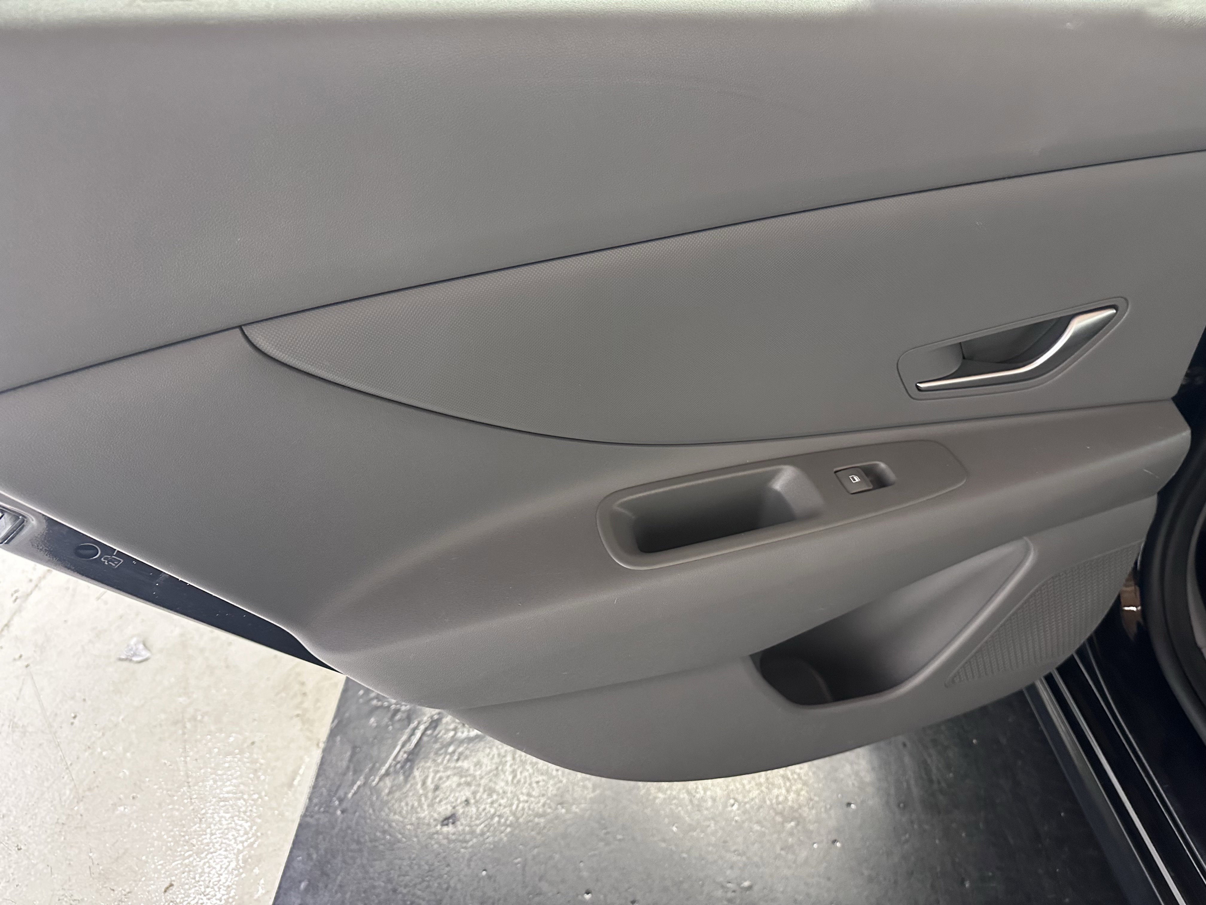 Used 2021 Hyundai Elantra SEL image 26